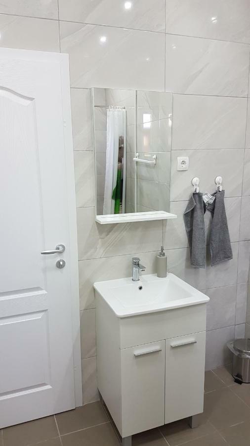 Marko Airport Rooms Velika Gorica Eksteriør billede