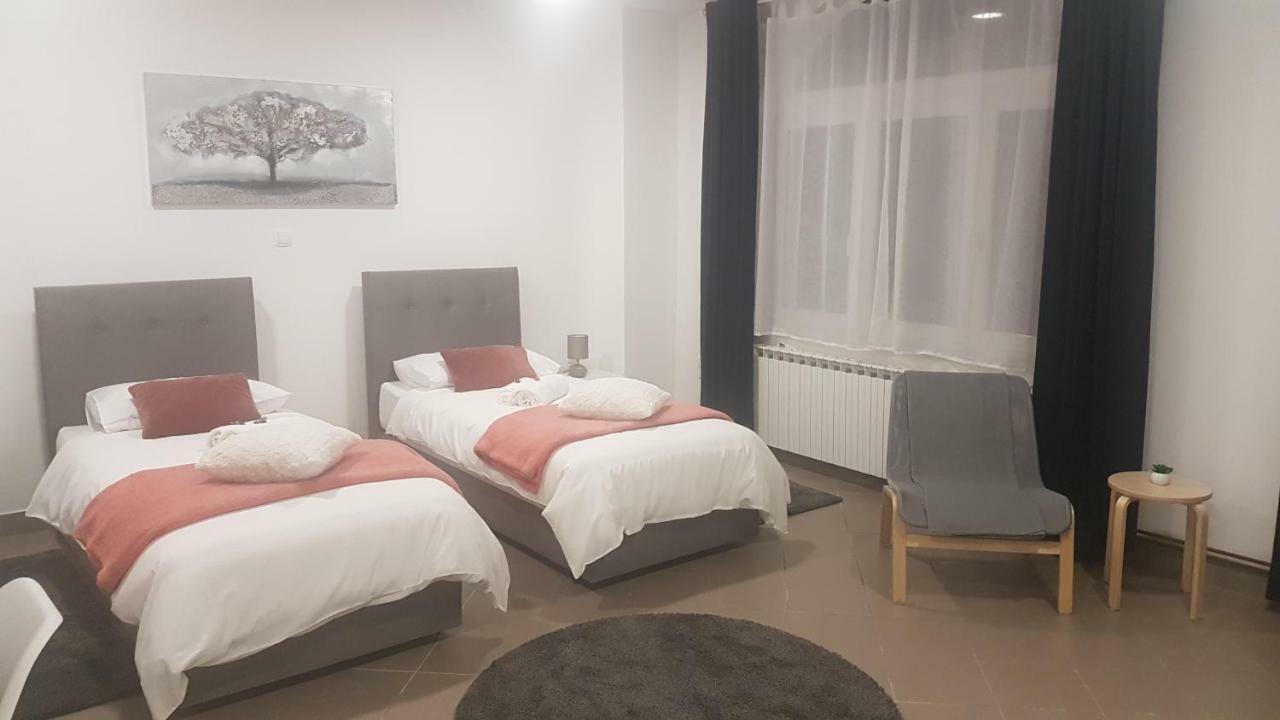 Marko Airport Rooms Velika Gorica Eksteriør billede